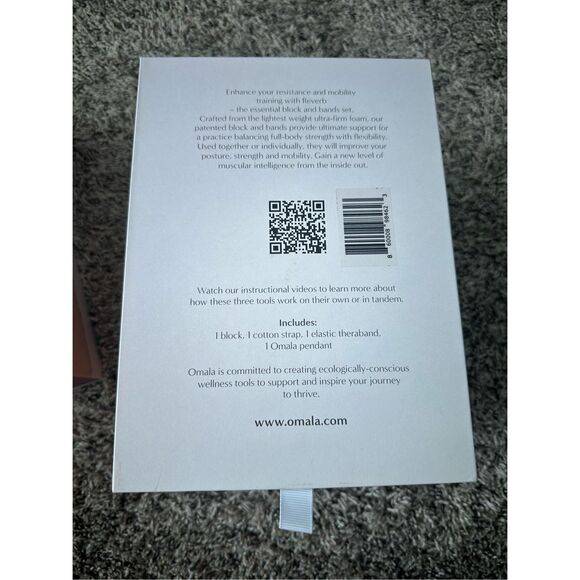 2 Sets Omala Black and Bands Yoga Set Block, Strap, Band & Pendant - Picture 5 of 9